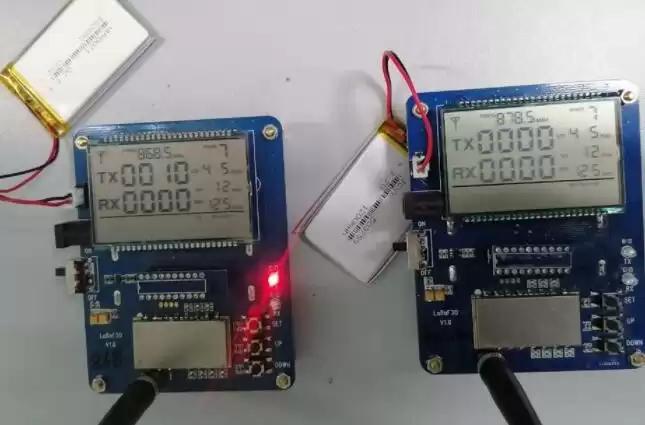 Wireless module LoRa1276F30 function demonstration board test
