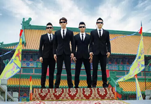 A photo of a hunter wearing glasses during the acceleration