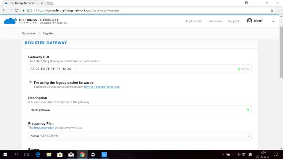 Input the gateway id, check using the legacy packet forwarder, write a description of your gateway and select a frequency plan.